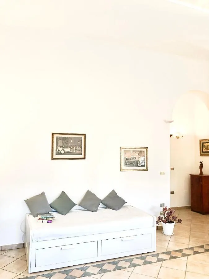 Casa Vacanze Sanseveria トルトリ