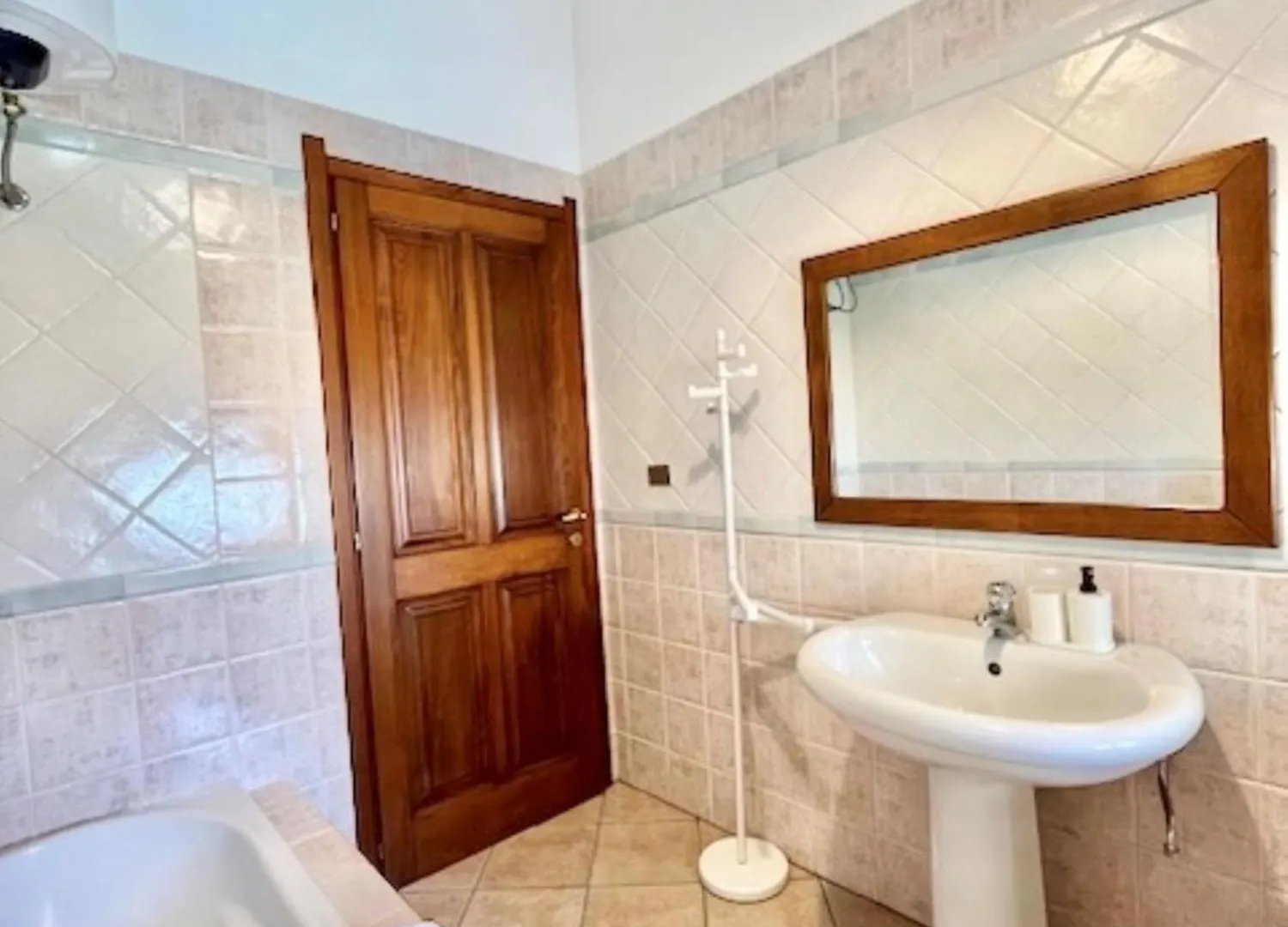 Casa Vacanze Sanseveria トルトリ アパート